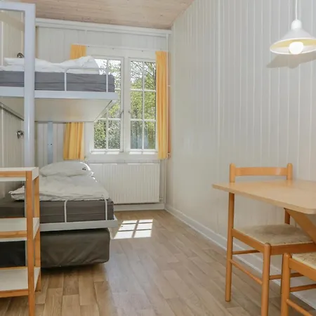 Hostel Ronne Vandrerhjem *