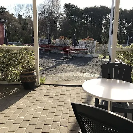 Vandrerhjem Rønne Vandrerhjem *