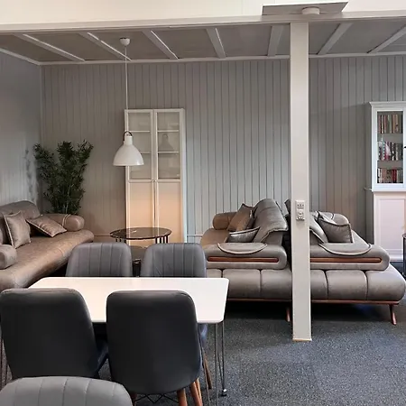 Hostel Ronne Vandrerhjem *