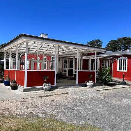 Hostel Ronne Vandrerhjem *