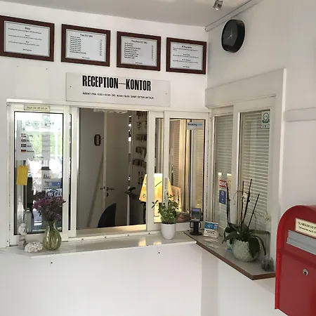 Ronne Vandrerhjem * Rønne