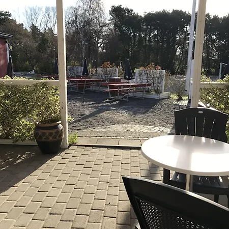 Ronne Vandrerhjem Hostal