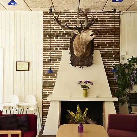 Ronne Vandrerhjem Hostal *