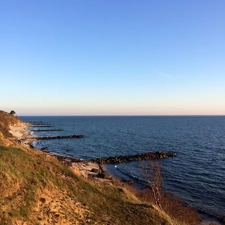 Ronne Vandrerhjem Hostal *