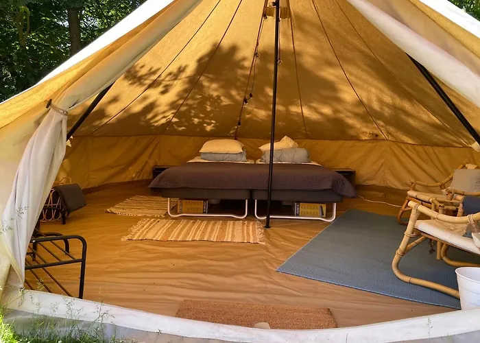 Ronne Vandrerhjem 론네