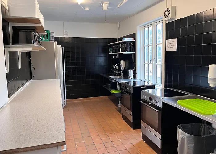 Ronne Vandrerhjem * Rønne