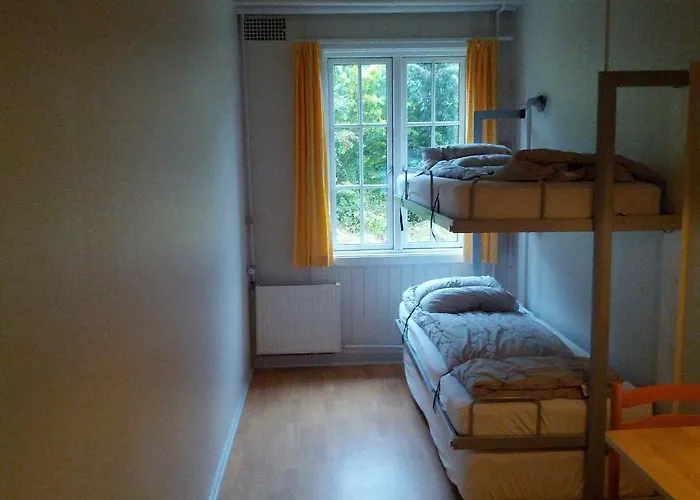 Ronne Vandrerhjem * Rønne