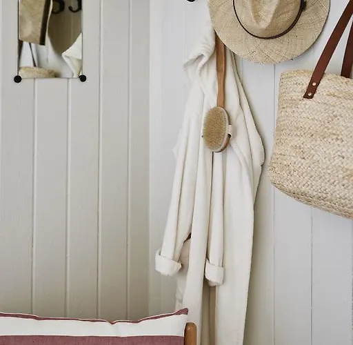 Ronne Vandrerhjem * 론네